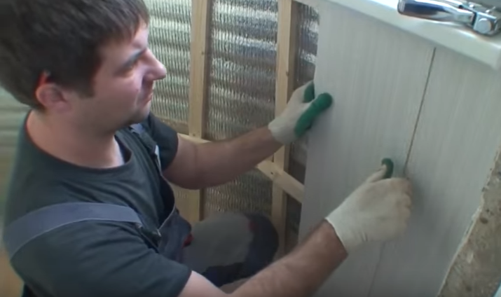 Установка ПВХ панелей